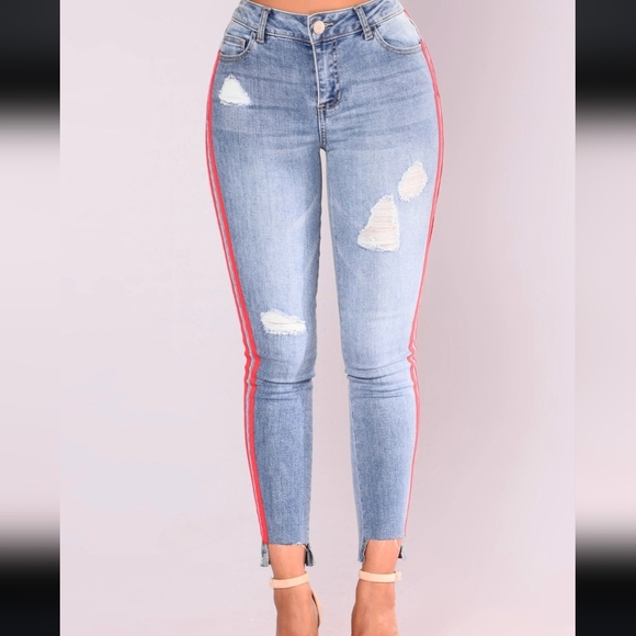 NWOT Fashion Nova Red Striped Side Jeans - Picture 6 of 12